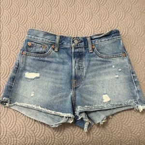 Distressed Levi Shorts